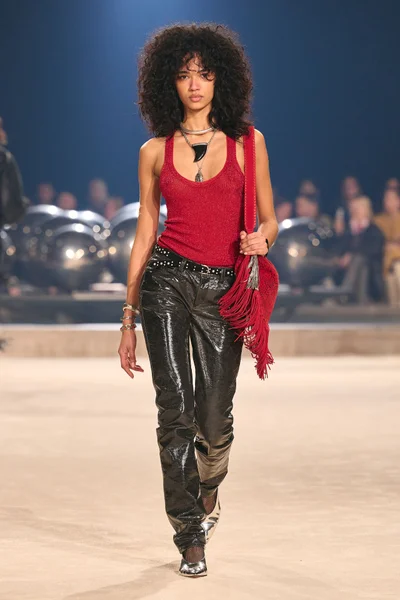 Look 50
